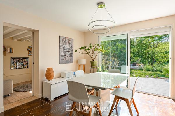 Maison en bord de Seine avec terrasses et jardin bucolique