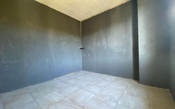 Maison à vendre    2 pièces •  La Machine