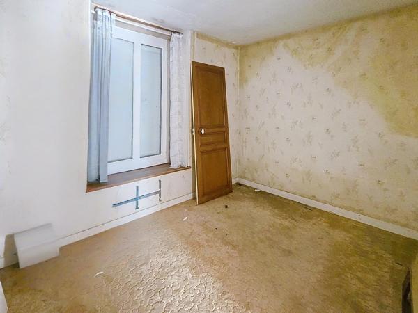 Charmante longère à personnaliser – Saint-Martin-du-Tertre, aux portes de Sens