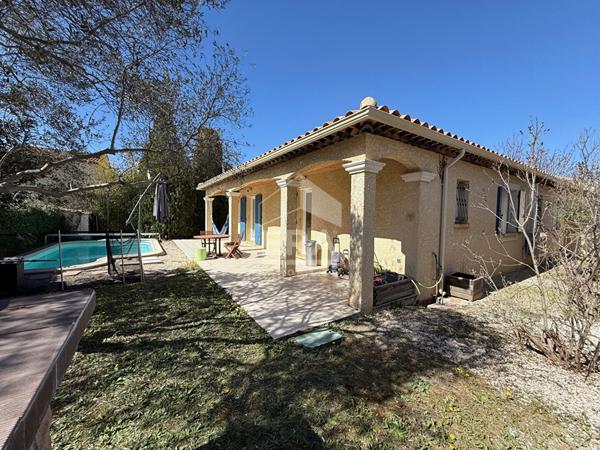 A VENDRE 13120 GARDANNE MAISON DE PLAIN PIED DE TYPE 4 DE 93 M2 TERRAIN 500M2 PISCINE ET GARAGE