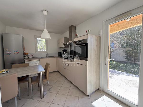 A VENDRE 13120 GARDANNE MAISON DE PLAIN PIED DE TYPE 4 DE 93 M2 TERRAIN 500M2 PISCINE ET GARAGE