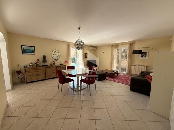 A VENDRE 13120 GARDANNE MAISON DE PLAIN PIED DE TYPE 4 DE 93 M2 TERRAIN 500M2 PISCINE ET GARAGE