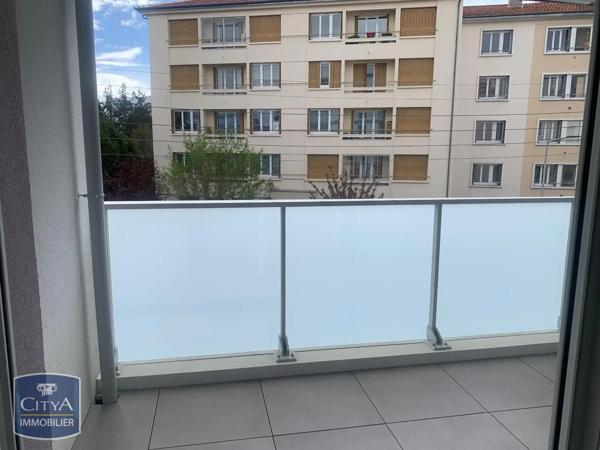 Appartement à louer 2 pièces 35.79m² Clermont-Ferrand (63000)
