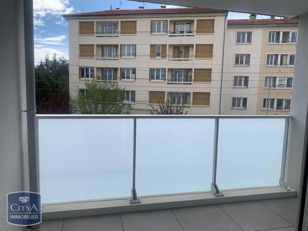 Appartement à louer 2 pièces 35.79m² Clermont-Ferrand (63000)