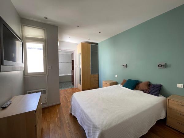 Appartement à vendre 4 pièces PARIS 1ER ARRONDISSEMENT (75)