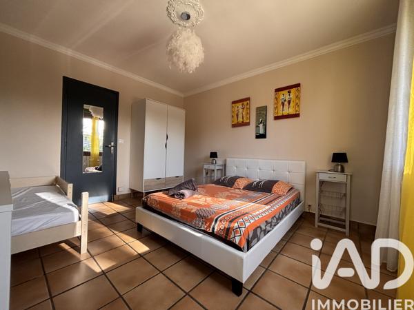 Maison à vendre 10 pièces 208 m² Aubenas