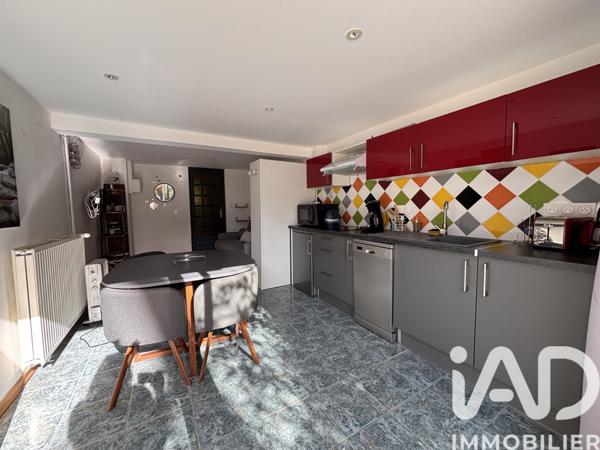 Maison à vendre 10 pièces 208 m² Aubenas
