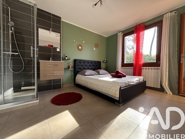 Maison à vendre 10 pièces 208 m² Aubenas