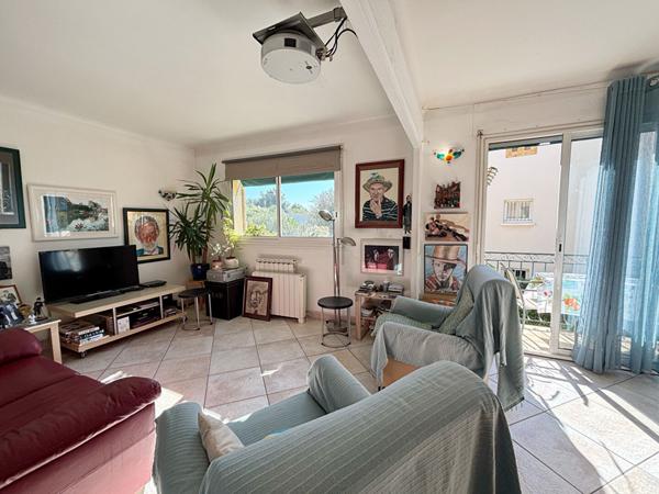 Hyères secteur calme - Appartement T3 - Garage - Jardin