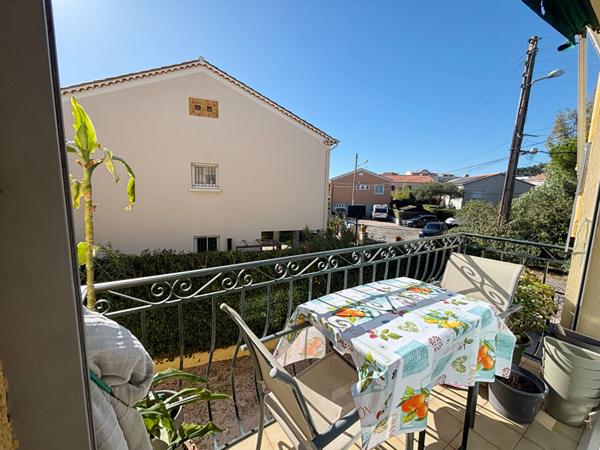 Hyères secteur calme - Appartement T3 - Garage - Jardin