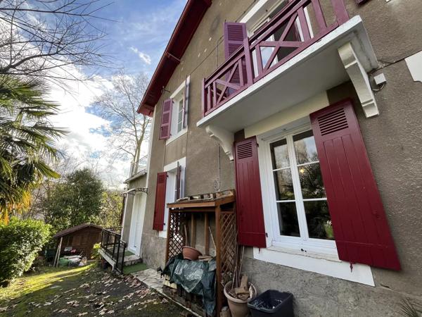Maison avec jardin à quelques minutes à pied du centre-ville