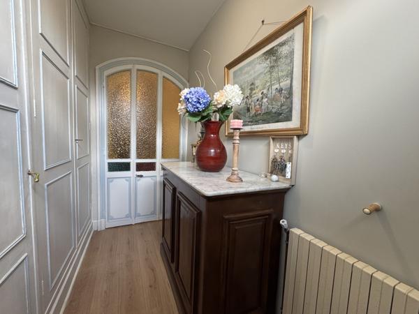 Belle Maison de Ville avec Jardinet et Dépendance à Condom