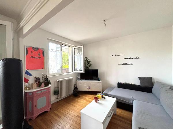 Appartement à louer 3 pièces 65.1m² Valentigney (25700)