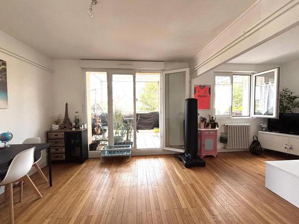 Appartement à louer 3 pièces 65.1m² Valentigney (25700)