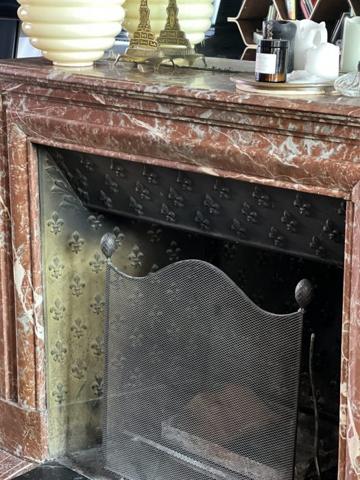 Maison mitoyenne 2 côtés La Madeleine Secteur La Madeleine 214 m²