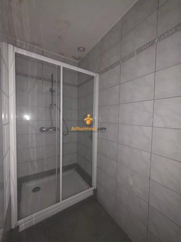 Vente                                                      Maison
                        
                                         631 m2                     à Tarbes