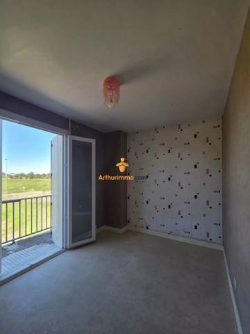 Vente                                                      Maison
                        
                                         631 m2                     à Tarbes