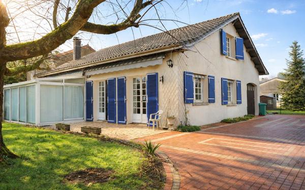 Maison à vendre    4 pièces •  La Rochefoucauld