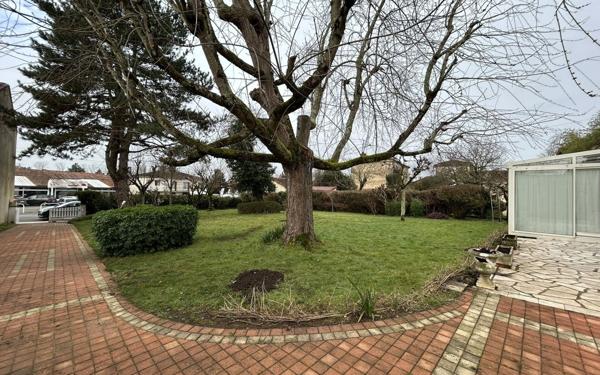 Maison à vendre    4 pièces •  La Rochefoucauld