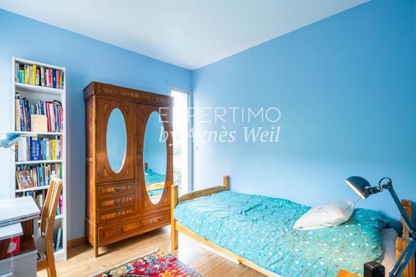 Sceaux (92330) SCEAUX - CHENEAUX - MAISON MEULIERE AVEC EXTENSION CONTEMPORAINE 6/7 PIECES - POTENTIEL 5 CHAMBRES