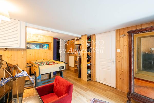 Sceaux (92330) SCEAUX - CHENEAUX - MAISON MEULIERE AVEC EXTENSION CONTEMPORAINE 6/7 PIECES - POTENTIEL 5 CHAMBRES