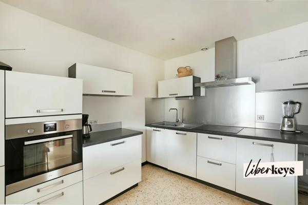 GARONS- MAISON PLAIN PIED - 2 CHAMBRES- VERANDA- GARAGE