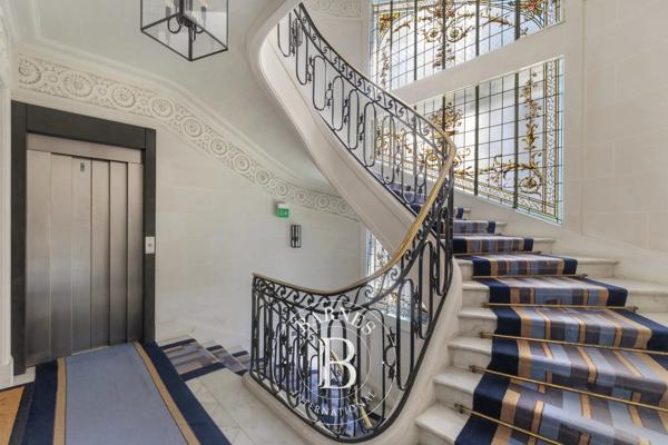 Paris 4ème, Appartement 4 Chambres -  157 m² à vendre