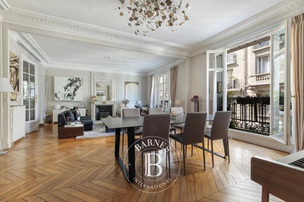 Paris 4ème, Appartement 4 Chambres -  157 m² à vendre