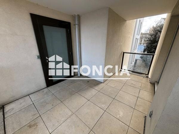 Location Appartement 3 pièces 62.09 m² - 294 RUE PAUL BERT Lyon 69003