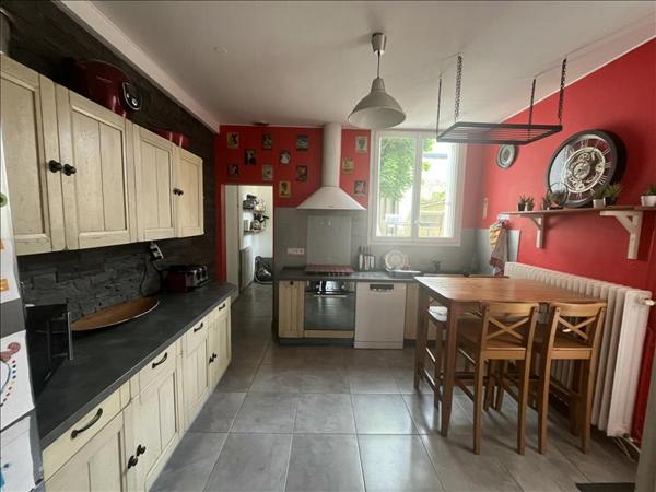 Maison à louer |  CHATEAU RENAULT |  5 pièces | 122 m²