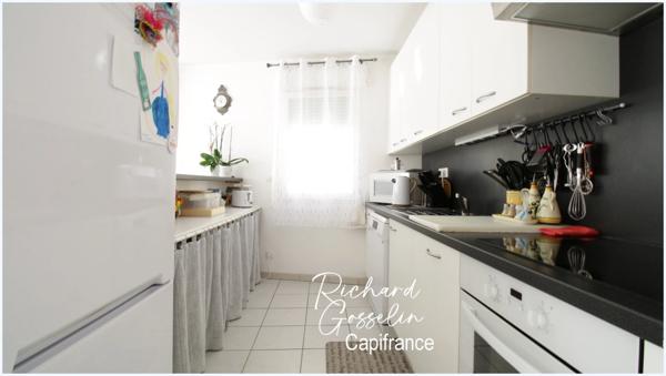 Appartement T3, lumineux, climatisé avec garage et terrasse