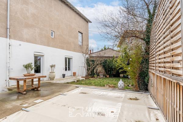 Maison de caractère alliant confort et intimité