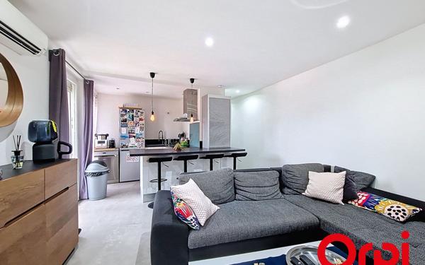 Appartement à vendre    2 pièces • 44 m2 La Seyne-sur-Mer