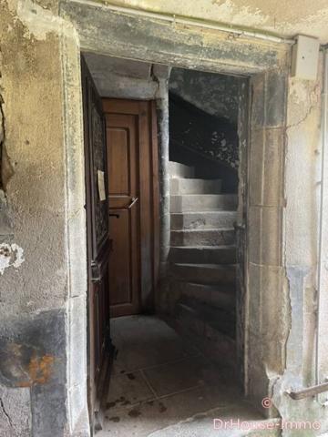 Immeuble à vendre 12 pièces de 252 m²