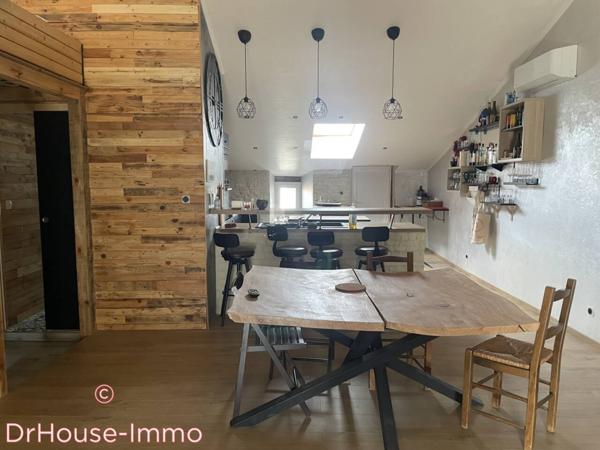 Immeuble à vendre 12 pièces de 252 m²