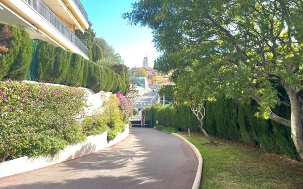 Appartement à vendre    2 pièces • 60,50 m2 Nice