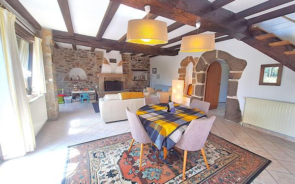 Maison à vendre    7 pièces •  Lanmeur