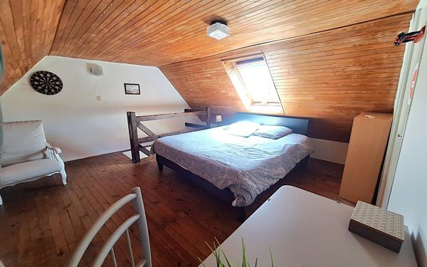 Maison à vendre    7 pièces •  Lanmeur