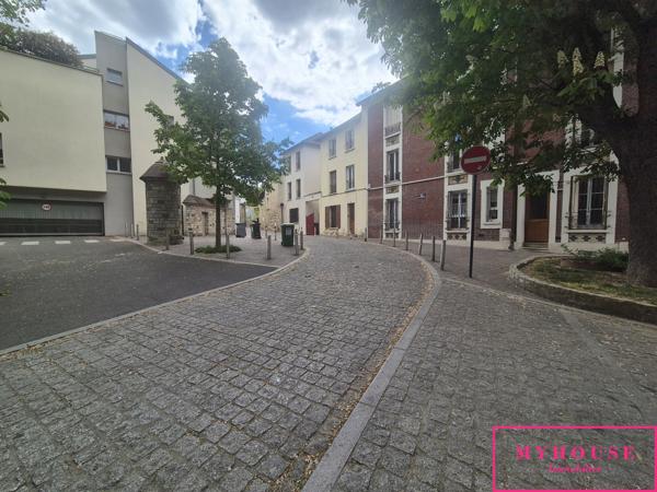 Appartement
                                                                                                                                                                                                                                                                                                                        1 pièce(s)                                                                                                                                                                                                                                                                                                                              15  m²