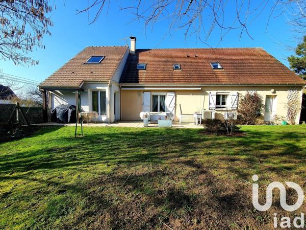 Pavillon 7 pièces de 185 m² à Coulommiers (77120)