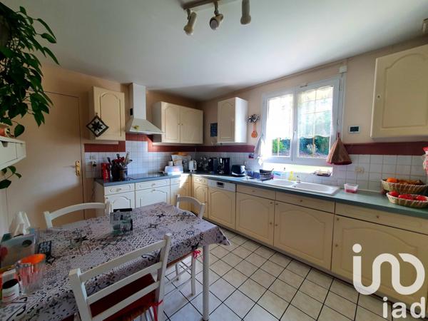 Pavillon 7 pièces de 185 m² à Coulommiers (77120)