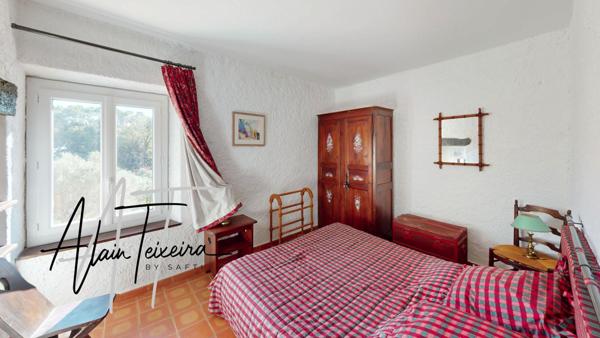 Authentique mas provencal avec oliveraie sur 4Ha