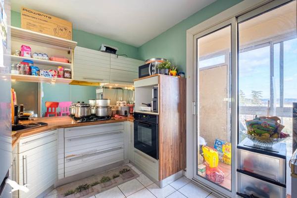 Appartement à vendre |  Décines-Charpieu |  4 pièces | 70 m²