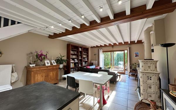 Maison à vendre    5 pièces • 153 m2 Saint-Romain-au-Mont-d'Or