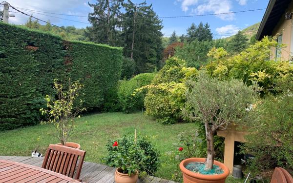 Maison à vendre    5 pièces • 153 m2 Saint-Romain-au-Mont-d'Or