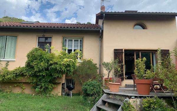 Maison à vendre    5 pièces • 153 m2 Saint-Romain-au-Mont-d'Or