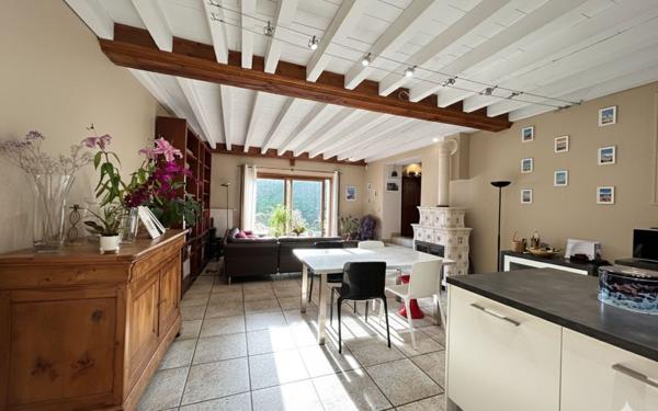 Maison à vendre    5 pièces • 153 m2 Saint-Romain-au-Mont-d'Or