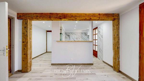 MAISON DE VILLE R+1 avec GARAGE, DEPENDANCES et EXTERIEUR