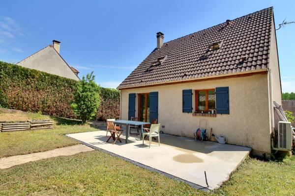 Maison 4 chambres sur sous-sol avec jardin proche MAINTENON