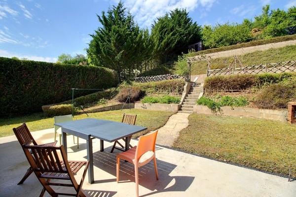 Maison 4 chambres sur sous-sol avec jardin proche MAINTENON